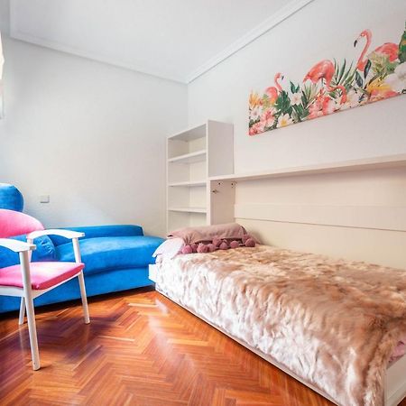 Bonita Habitacion Con Balcon Villaviciosa de Odón Εξωτερικό φωτογραφία