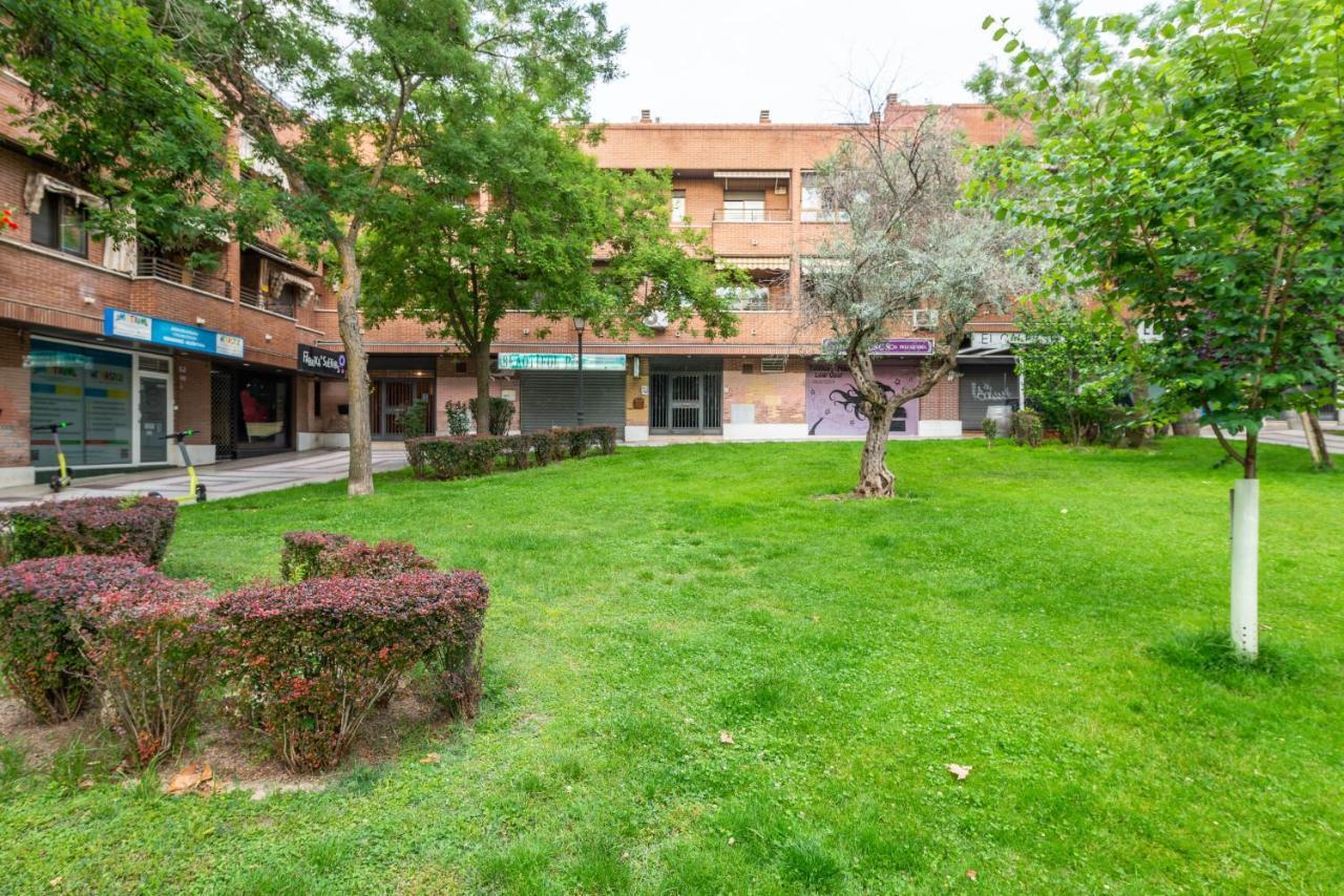 Bonita Habitacion Con Balcon Villaviciosa de Odón Εξωτερικό φωτογραφία