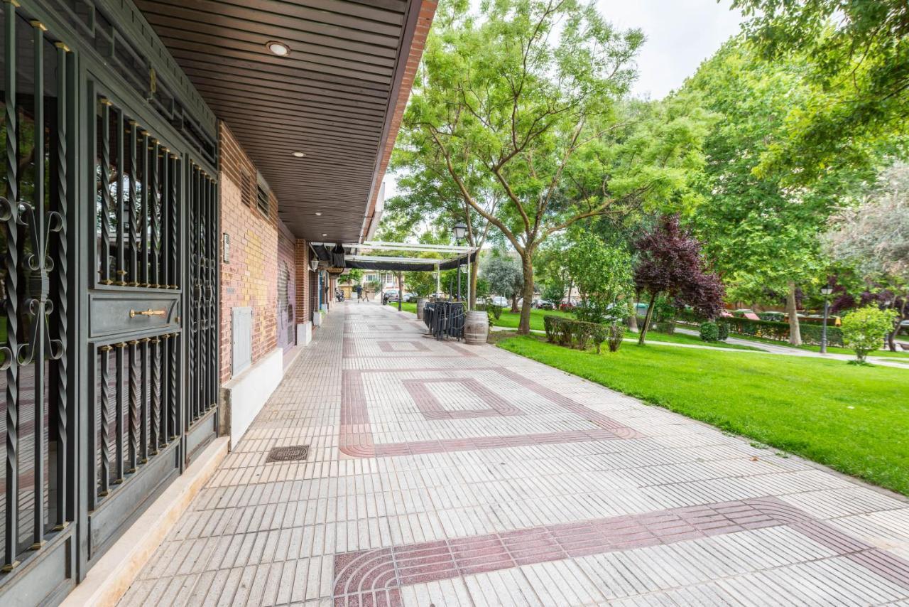 Bonita Habitacion Con Balcon Villaviciosa de Odón Εξωτερικό φωτογραφία